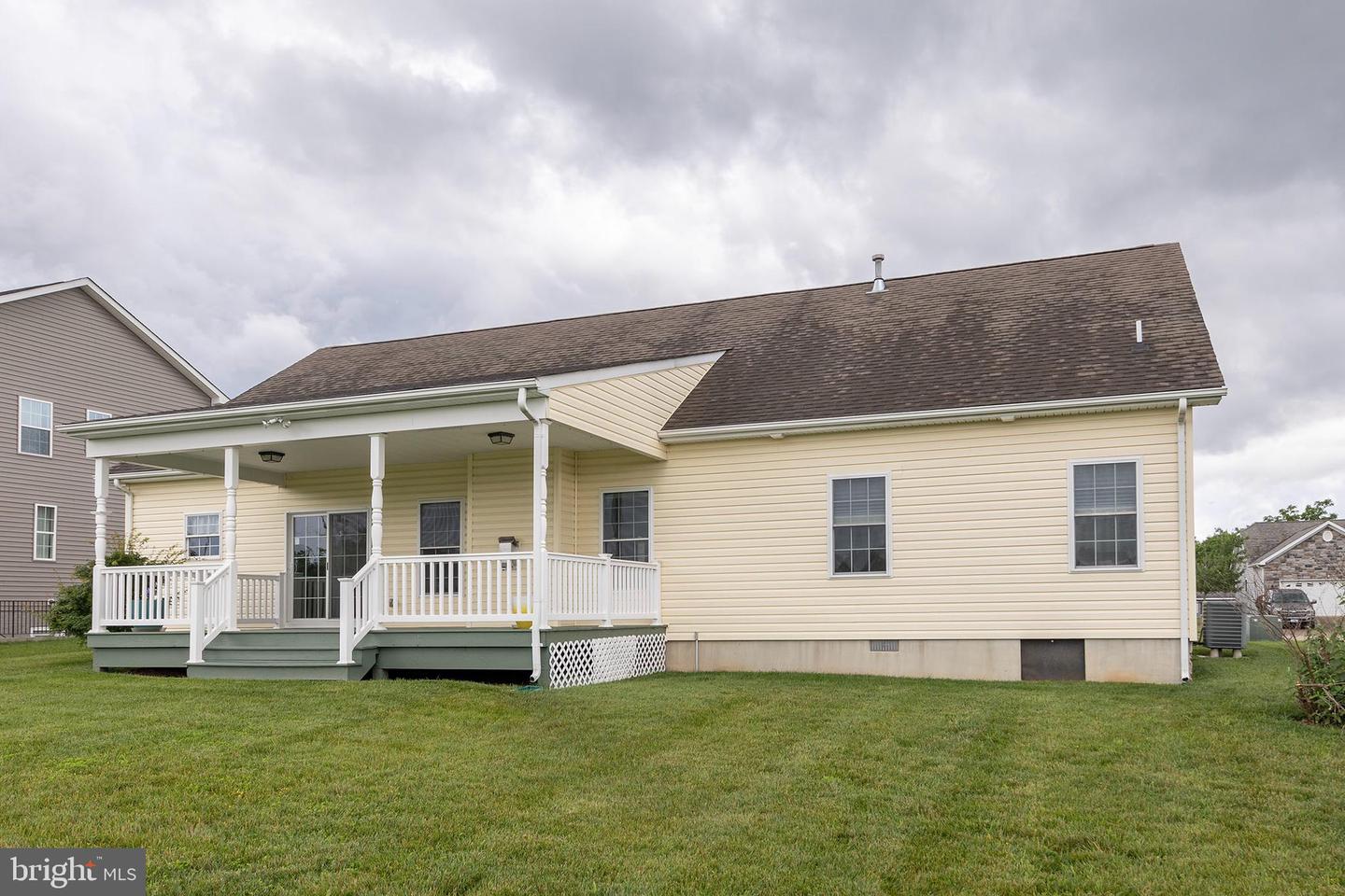102 ABRAMS POINTE BLVD, WINCHESTER, Virginia 22602, 3 Bedrooms Bedrooms, ,2 BathroomsBathrooms,Residential,For sale,102 ABRAMS POINTE BLVD,VAFV2034620 MLS # VAFV2034620