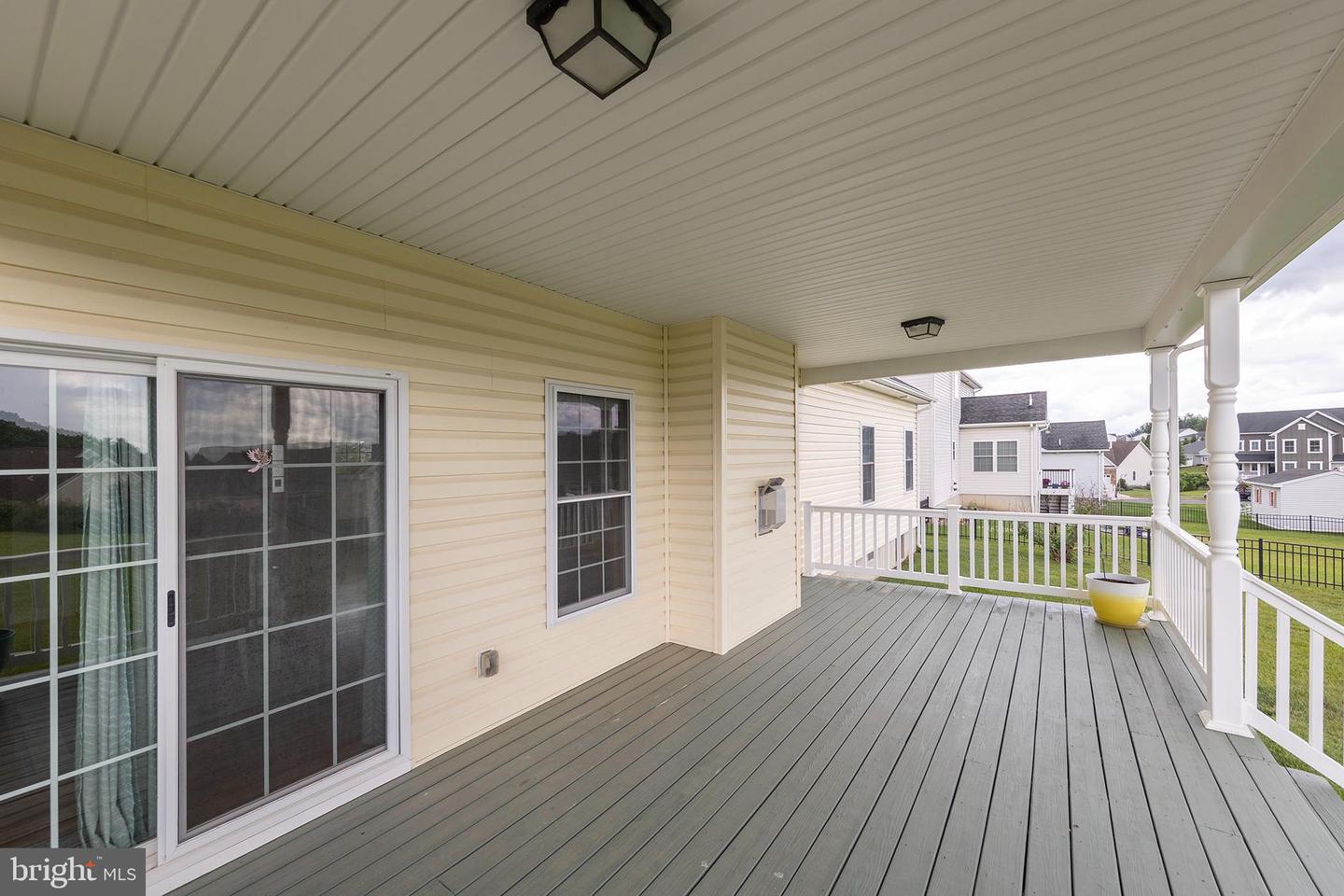 102 ABRAMS POINTE BLVD, WINCHESTER, Virginia 22602, 3 Bedrooms Bedrooms, ,2 BathroomsBathrooms,Residential,For sale,102 ABRAMS POINTE BLVD,VAFV2034620 MLS # VAFV2034620