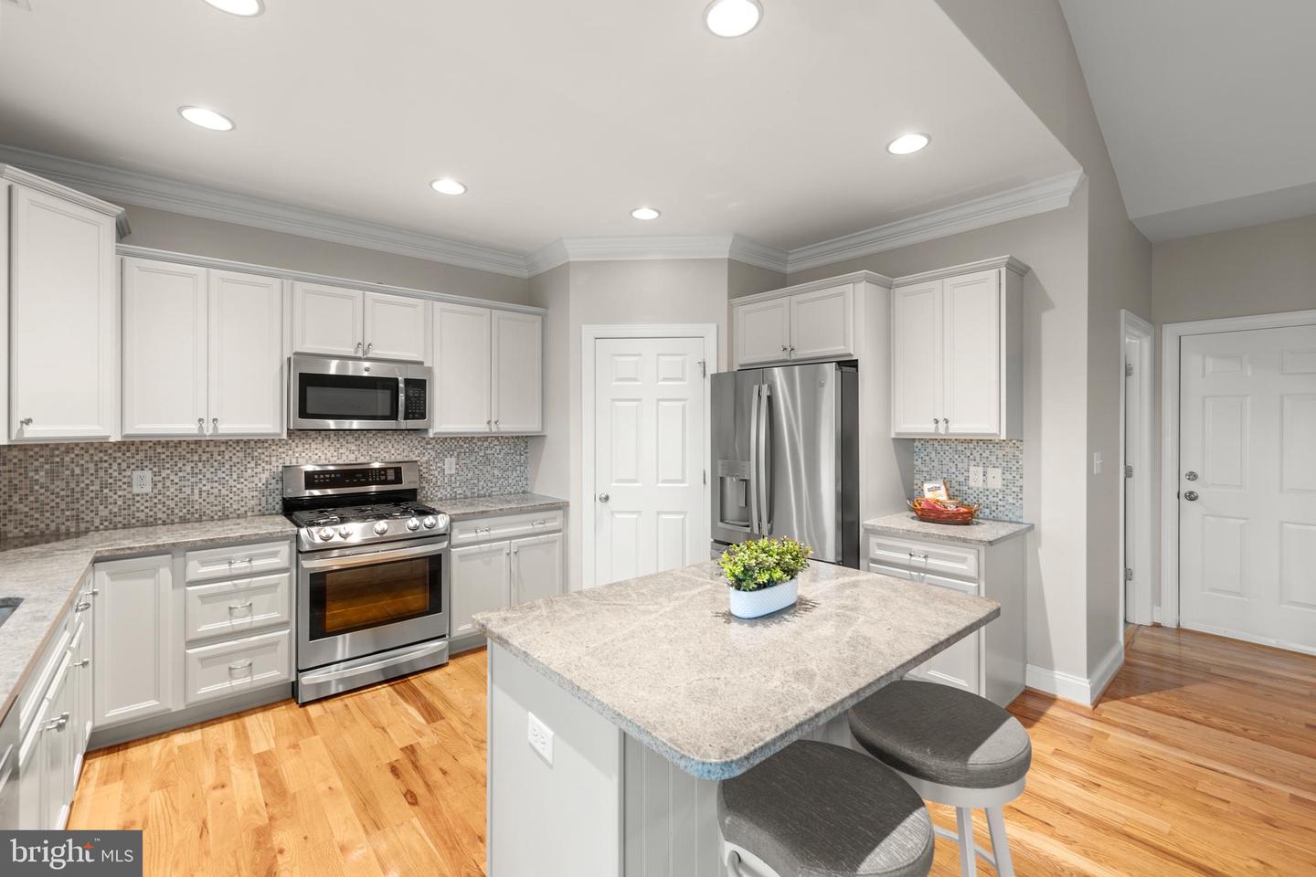 102 ABRAMS POINTE BLVD, WINCHESTER, Virginia 22602, 3 Bedrooms Bedrooms, ,2 BathroomsBathrooms,Residential,For sale,102 ABRAMS POINTE BLVD,VAFV2034620 MLS # VAFV2034620