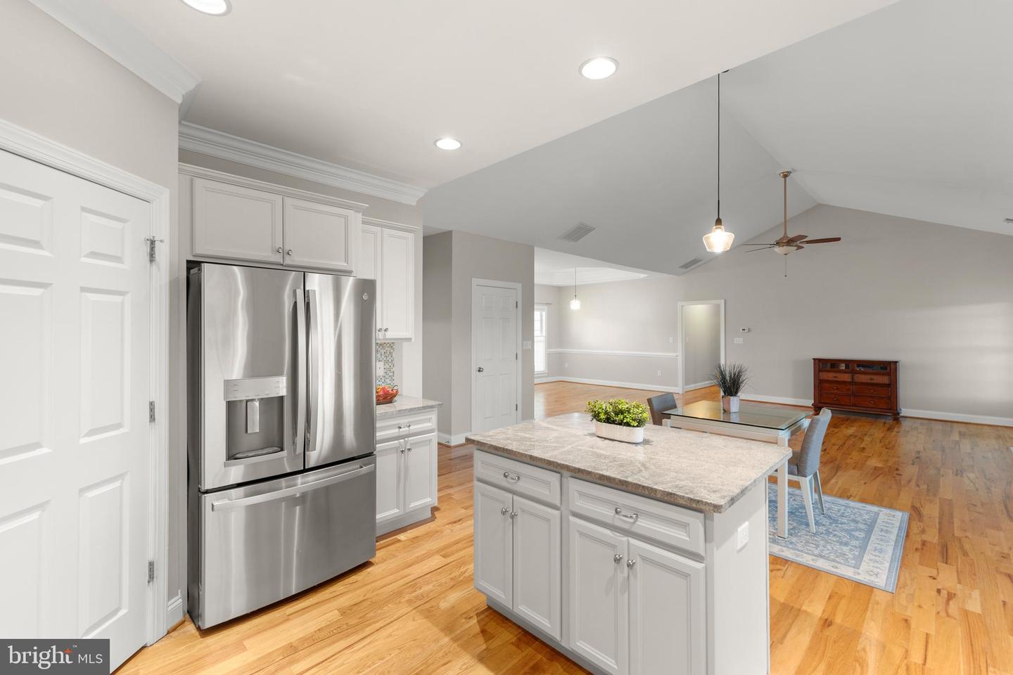 102 ABRAMS POINTE BLVD, WINCHESTER, Virginia 22602, 3 Bedrooms Bedrooms, ,2 BathroomsBathrooms,Residential,For sale,102 ABRAMS POINTE BLVD,VAFV2034620 MLS # VAFV2034620
