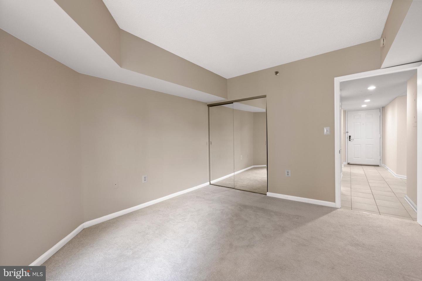 1001 RANDOLPH ST N #221, ARLINGTON, Virginia 22201, 1 Bedroom Bedrooms, ,1 BathroomBathrooms,Residential,For sale,1001 RANDOLPH ST N #221,VAAR2058658 MLS # VAAR2058658