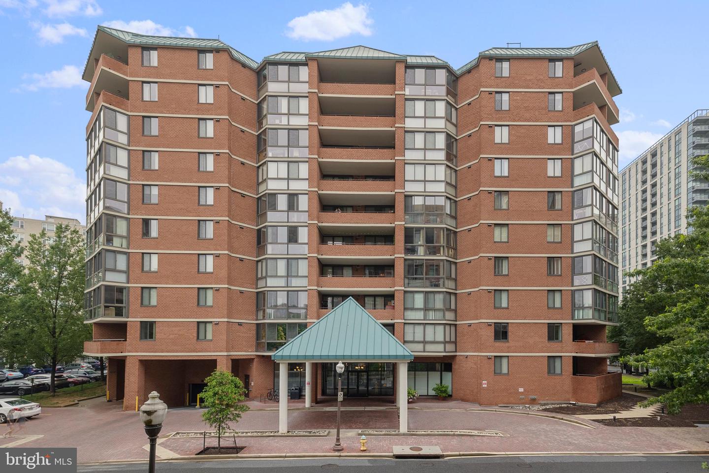 1001 RANDOLPH ST N #221, ARLINGTON, Virginia 22201, 1 Bedroom Bedrooms, ,1 BathroomBathrooms,Residential,For sale,1001 RANDOLPH ST N #221,VAAR2058658 MLS # VAAR2058658