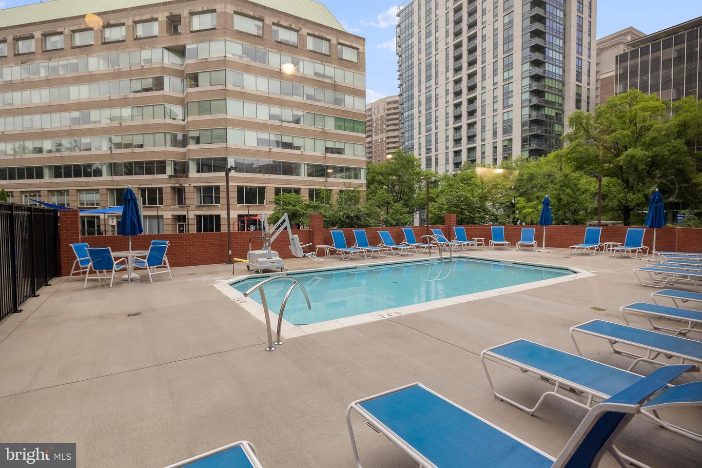 1001 RANDOLPH ST N #221, ARLINGTON, Virginia 22201, 1 Bedroom Bedrooms, ,1 BathroomBathrooms,Residential,For sale,1001 RANDOLPH ST N #221,VAAR2058658 MLS # VAAR2058658