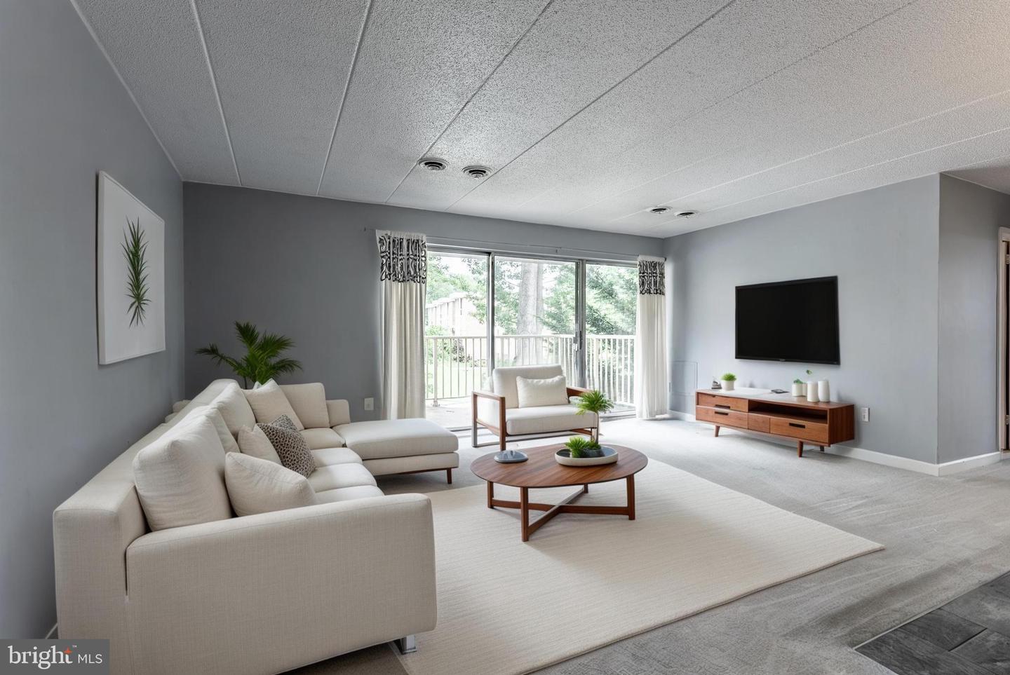 2624 WAGON DR #307, ALEXANDRIA, Virginia 22303, 1 Bedroom Bedrooms, ,1 BathroomBathrooms,Residential,For sale,2624 WAGON DR #307,VAFX2245184 MLS # VAFX2245184