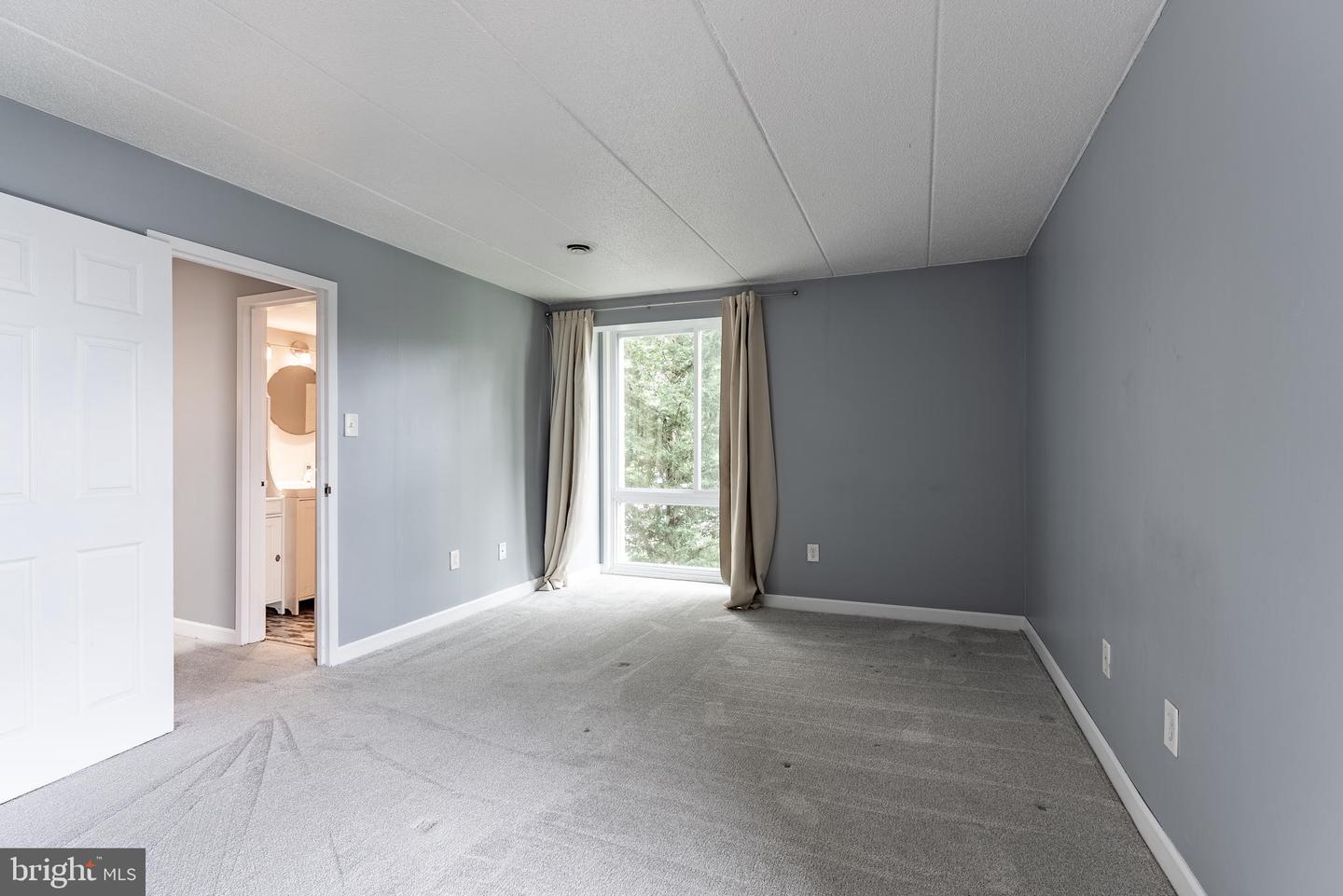 2624 WAGON DR #307, ALEXANDRIA, Virginia 22303, 1 Bedroom Bedrooms, ,1 BathroomBathrooms,Residential,For sale,2624 WAGON DR #307,VAFX2245184 MLS # VAFX2245184