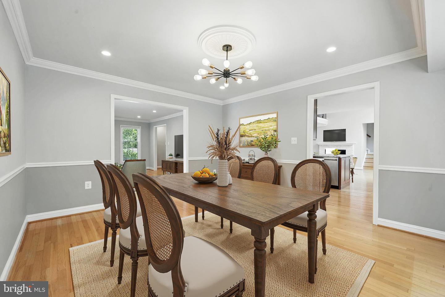 9913 ROSEWOOD HILL CIR, VIENNA, Virginia 22182, 5 Bedrooms Bedrooms, ,4 BathroomsBathrooms,Residential,For sale,9913 ROSEWOOD HILL CIR,VAFX2245376 MLS # VAFX2245376