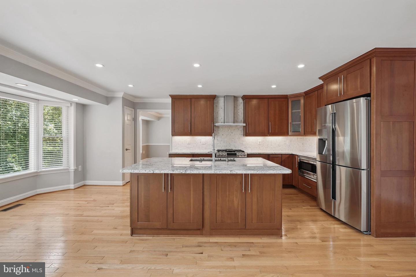 9913 ROSEWOOD HILL CIR, VIENNA, Virginia 22182, 5 Bedrooms Bedrooms, ,4 BathroomsBathrooms,Residential,For sale,9913 ROSEWOOD HILL CIR,VAFX2245376 MLS # VAFX2245376