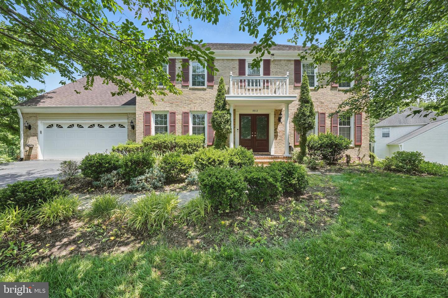 9913 ROSEWOOD HILL CIR, VIENNA, Virginia 22182, 5 Bedrooms Bedrooms, ,4 BathroomsBathrooms,Residential,For sale,9913 ROSEWOOD HILL CIR,VAFX2245376 MLS # VAFX2245376