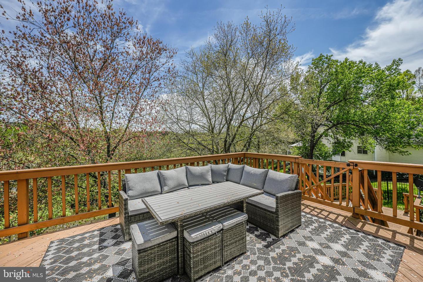 9913 ROSEWOOD HILL CIR, VIENNA, Virginia 22182, 5 Bedrooms Bedrooms, ,4 BathroomsBathrooms,Residential,For sale,9913 ROSEWOOD HILL CIR,VAFX2245376 MLS # VAFX2245376