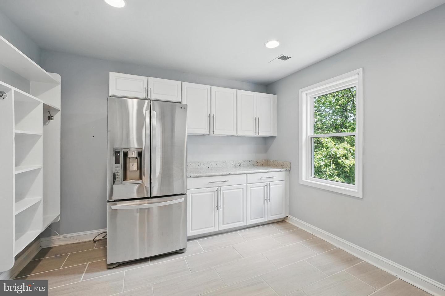 9913 ROSEWOOD HILL CIR, VIENNA, Virginia 22182, 5 Bedrooms Bedrooms, ,4 BathroomsBathrooms,Residential,For sale,9913 ROSEWOOD HILL CIR,VAFX2245376 MLS # VAFX2245376