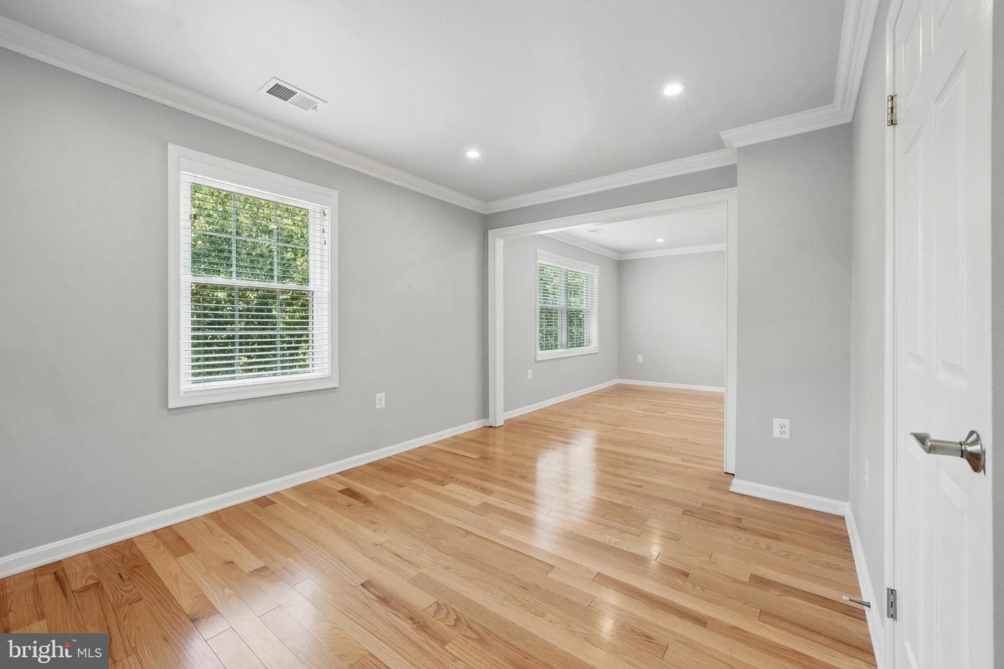 9913 ROSEWOOD HILL CIR, VIENNA, Virginia 22182, 5 Bedrooms Bedrooms, ,4 BathroomsBathrooms,Residential,For sale,9913 ROSEWOOD HILL CIR,VAFX2245376 MLS # VAFX2245376