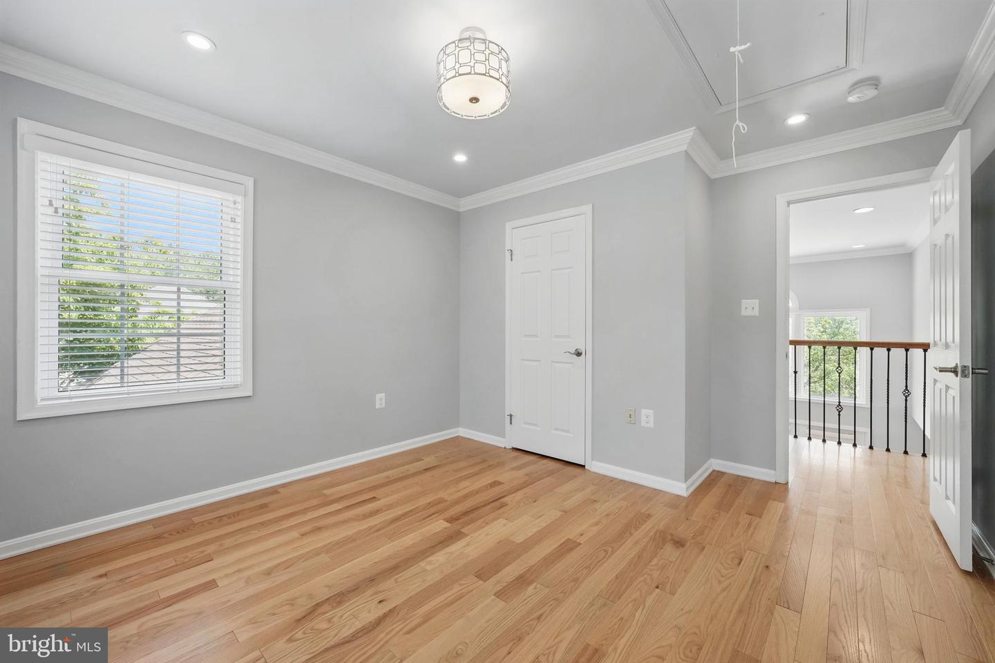 9913 ROSEWOOD HILL CIR, VIENNA, Virginia 22182, 5 Bedrooms Bedrooms, ,4 BathroomsBathrooms,Residential,For sale,9913 ROSEWOOD HILL CIR,VAFX2245376 MLS # VAFX2245376