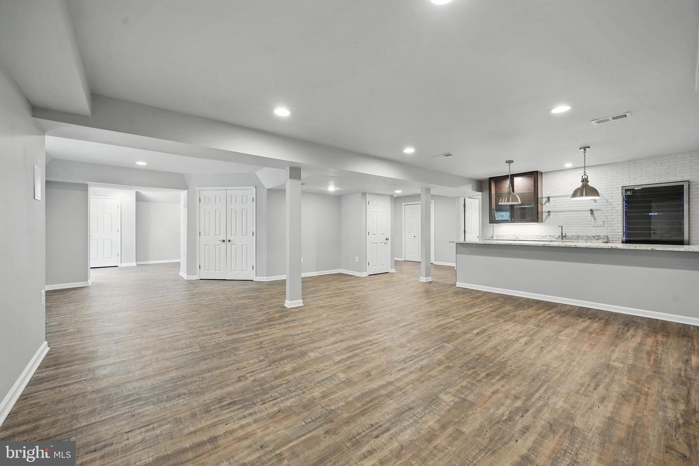 9913 ROSEWOOD HILL CIR, VIENNA, Virginia 22182, 5 Bedrooms Bedrooms, ,4 BathroomsBathrooms,Residential,For sale,9913 ROSEWOOD HILL CIR,VAFX2245376 MLS # VAFX2245376