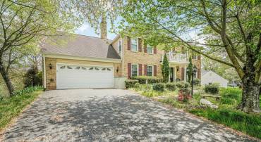 9913 ROSEWOOD HILL CIR, VIENNA, Virginia 22182, 5 Bedrooms Bedrooms, ,4 BathroomsBathrooms,Residential,For sale,9913 ROSEWOOD HILL CIR,VAFX2245376 MLS # VAFX2245376