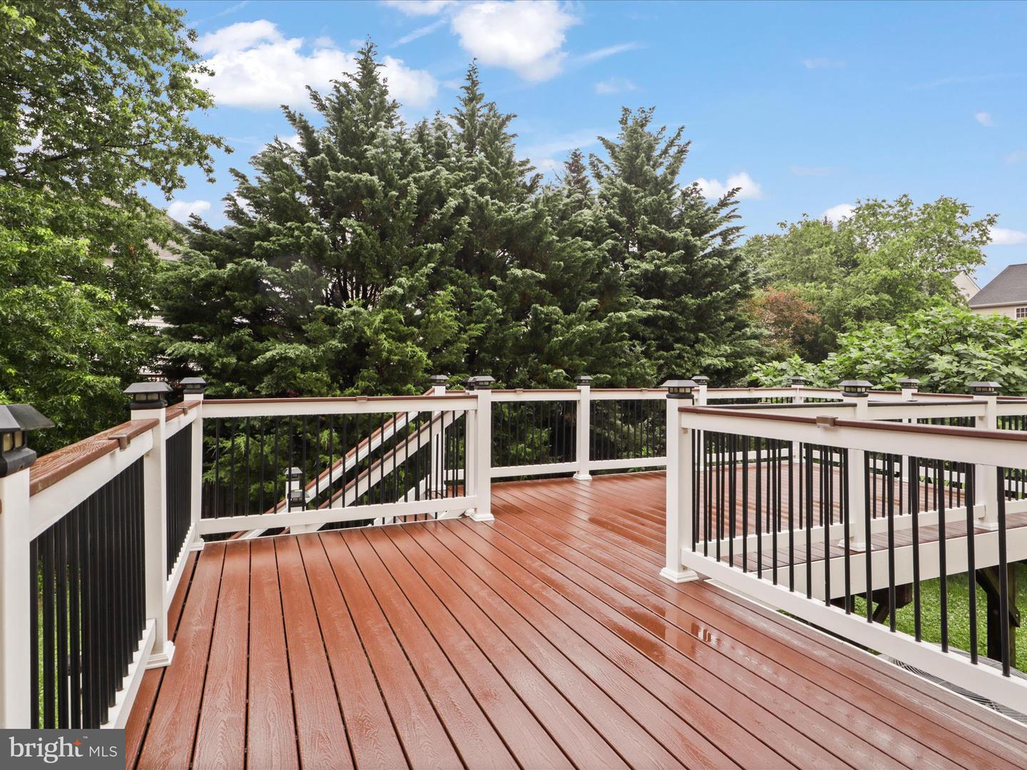 3903 BEEKER MILL PL, CHANTILLY, Virginia 20151, 4 Bedrooms Bedrooms, ,3 BathroomsBathrooms,Residential,For sale,3903 BEEKER MILL PL,VAFX2245598 MLS # VAFX2245598