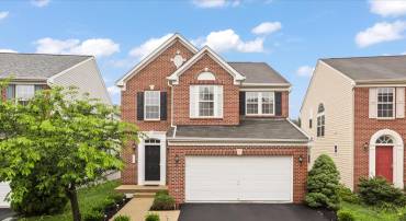 3903 BEEKER MILL PL, CHANTILLY, Virginia 20151, 4 Bedrooms Bedrooms, ,3 BathroomsBathrooms,Residential,For sale,3903 BEEKER MILL PL,VAFX2245598 MLS # VAFX2245598