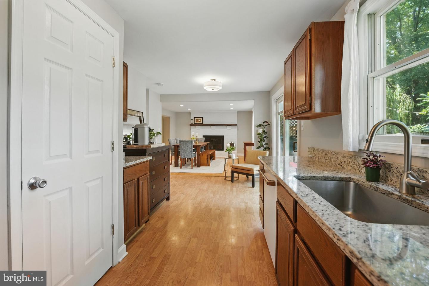 13716 CABELLS MILL DR, CENTREVILLE, Virginia 20120, 4 Bedrooms Bedrooms, ,3 BathroomsBathrooms,Residential,For sale,13716 CABELLS MILL DR,VAFX2245840 MLS # VAFX2245840