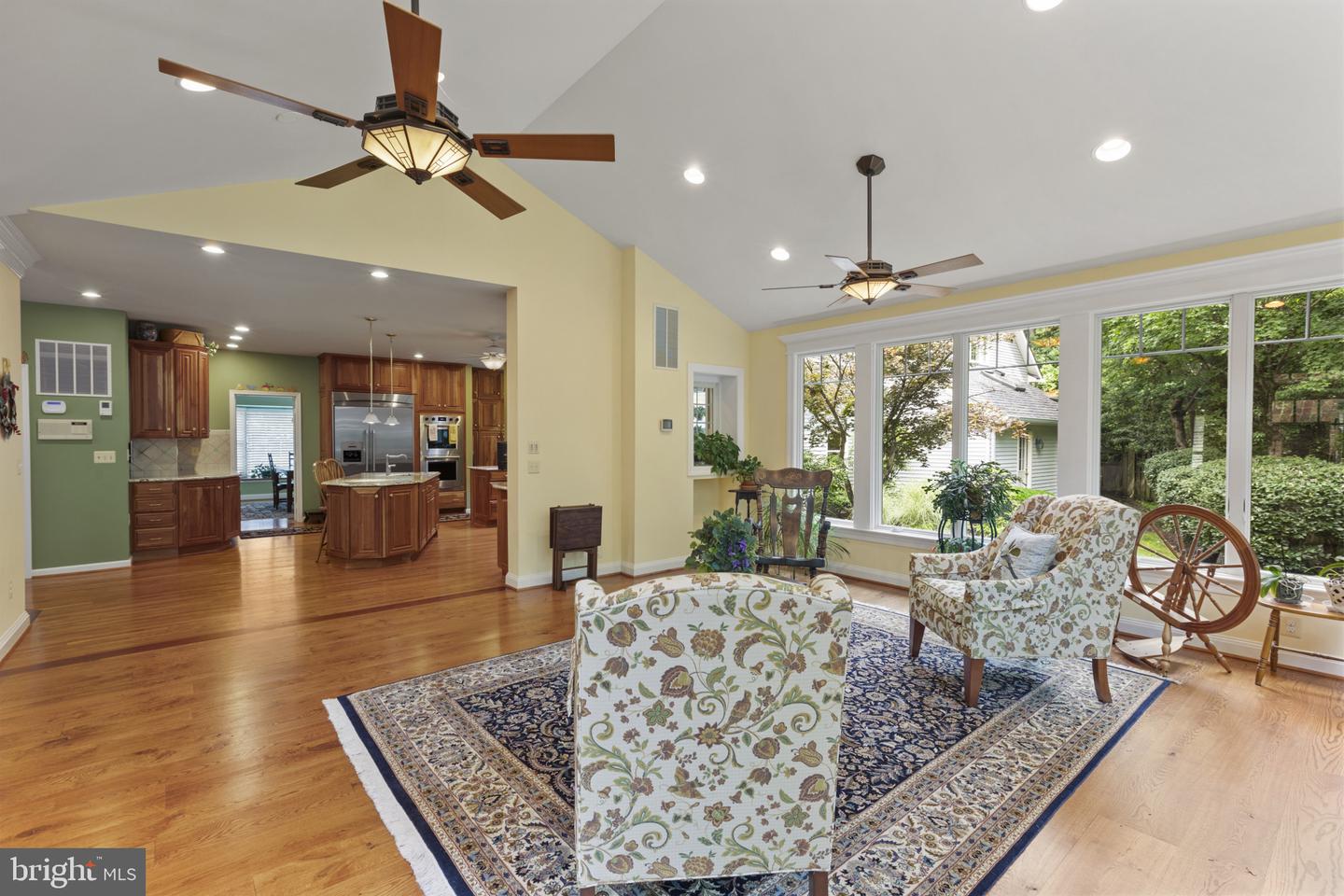 13893 WALNEY PARK DR, CHANTILLY, Virginia 20151, 4 Bedrooms Bedrooms, ,4 BathroomsBathrooms,Residential,For sale,13893 WALNEY PARK DR,VAFX2245858 MLS # VAFX2245858