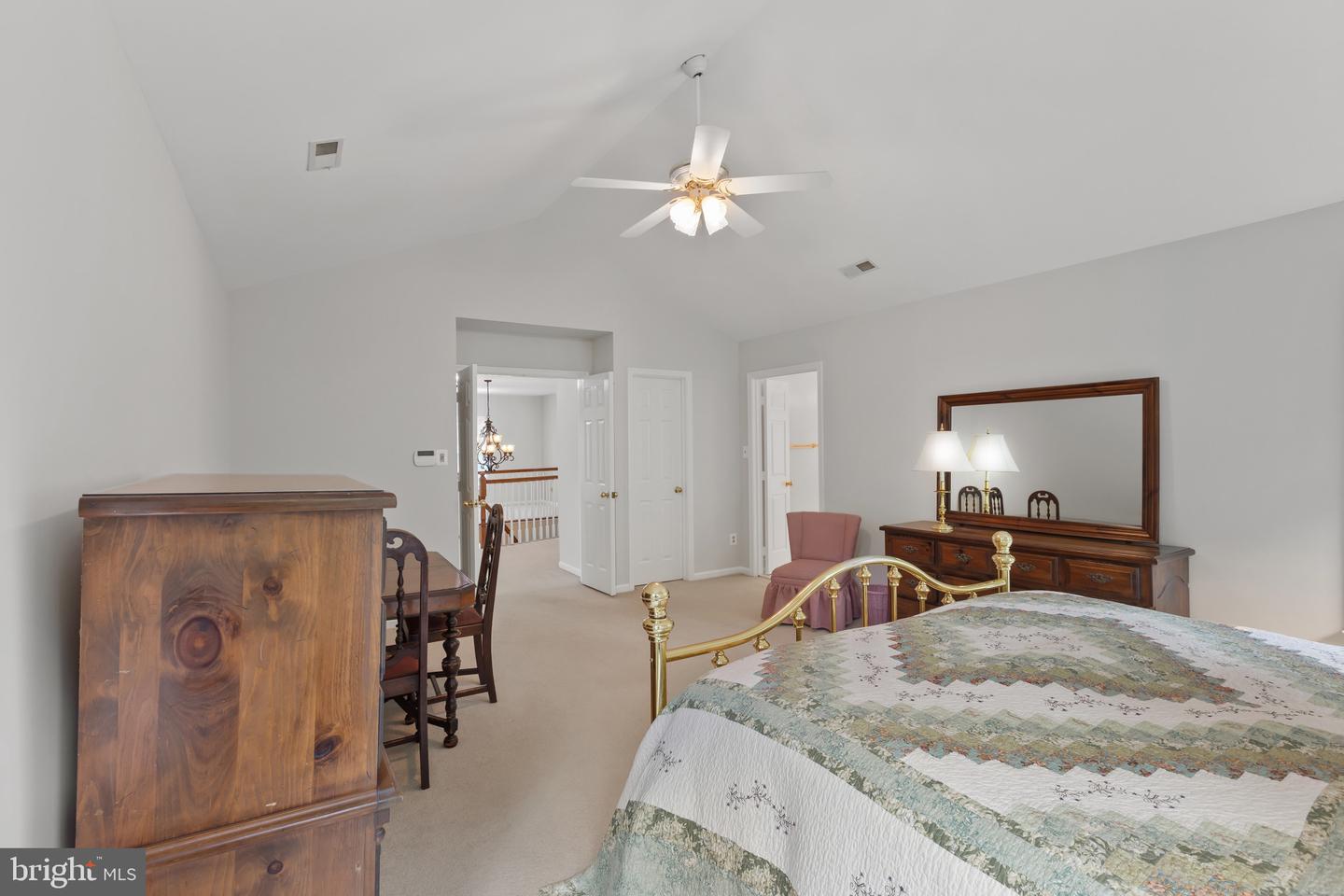 13893 WALNEY PARK DR, CHANTILLY, Virginia 20151, 4 Bedrooms Bedrooms, ,4 BathroomsBathrooms,Residential,For sale,13893 WALNEY PARK DR,VAFX2245858 MLS # VAFX2245858