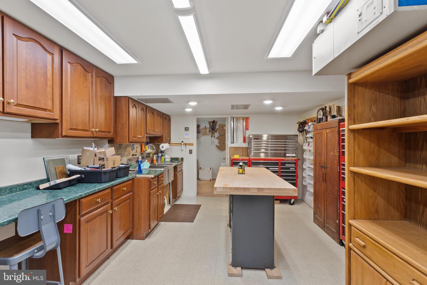 13893 WALNEY PARK DR, CHANTILLY, Virginia 20151, 4 Bedrooms Bedrooms, ,4 BathroomsBathrooms,Residential,For sale,13893 WALNEY PARK DR,VAFX2245858 MLS # VAFX2245858