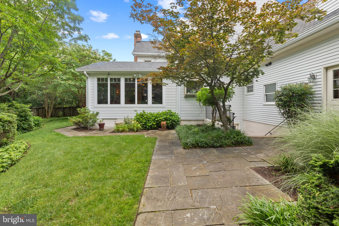 13893 WALNEY PARK DR, CHANTILLY, Virginia 20151, 4 Bedrooms Bedrooms, ,4 BathroomsBathrooms,Residential,For sale,13893 WALNEY PARK DR,VAFX2245858 MLS # VAFX2245858