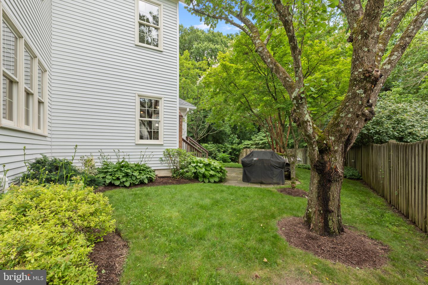 13893 WALNEY PARK DR, CHANTILLY, Virginia 20151, 4 Bedrooms Bedrooms, ,4 BathroomsBathrooms,Residential,For sale,13893 WALNEY PARK DR,VAFX2245858 MLS # VAFX2245858