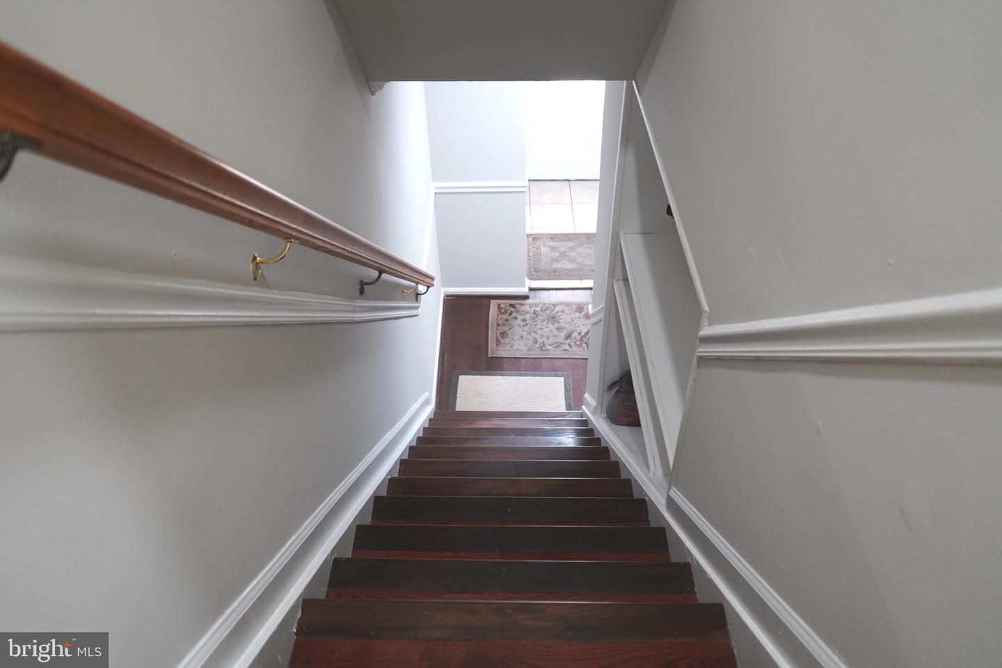 214 W CULPEPER ST, CULPEPER, Virginia 22701, 3 Bedrooms Bedrooms, ,3 BathroomsBathrooms,Residential,For sale,214 W CULPEPER ST,VACU2010720 MLS # VACU2010720