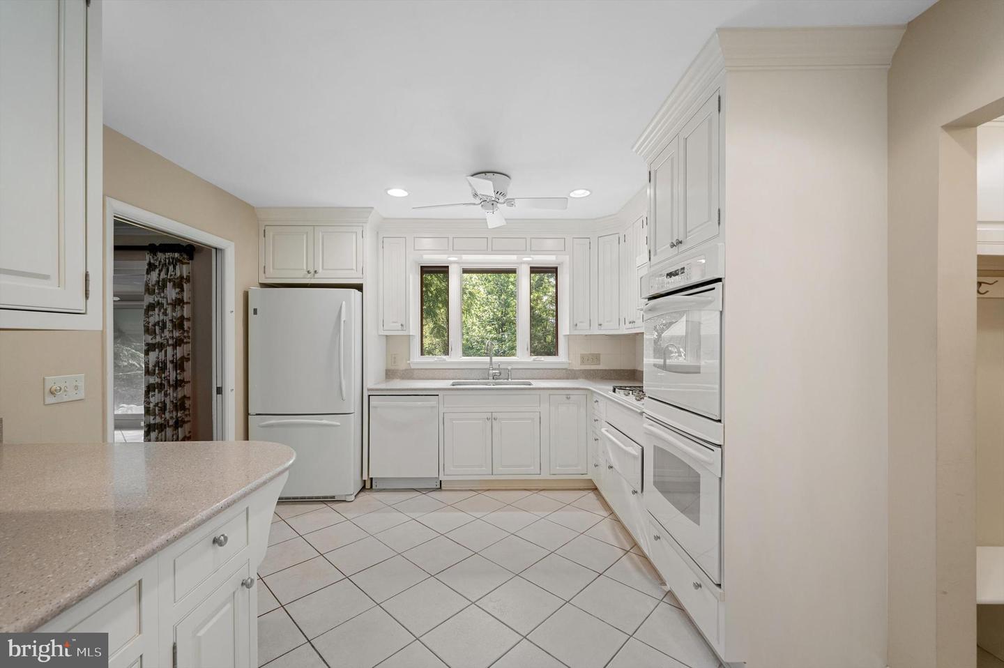 516 MERRIMANS LN, WINCHESTER, Virginia 22601, 3 Bedrooms Bedrooms, ,3 BathroomsBathrooms,Residential,For sale,516 MERRIMANS LN,VAWI2007910 MLS # VAWI2007910
