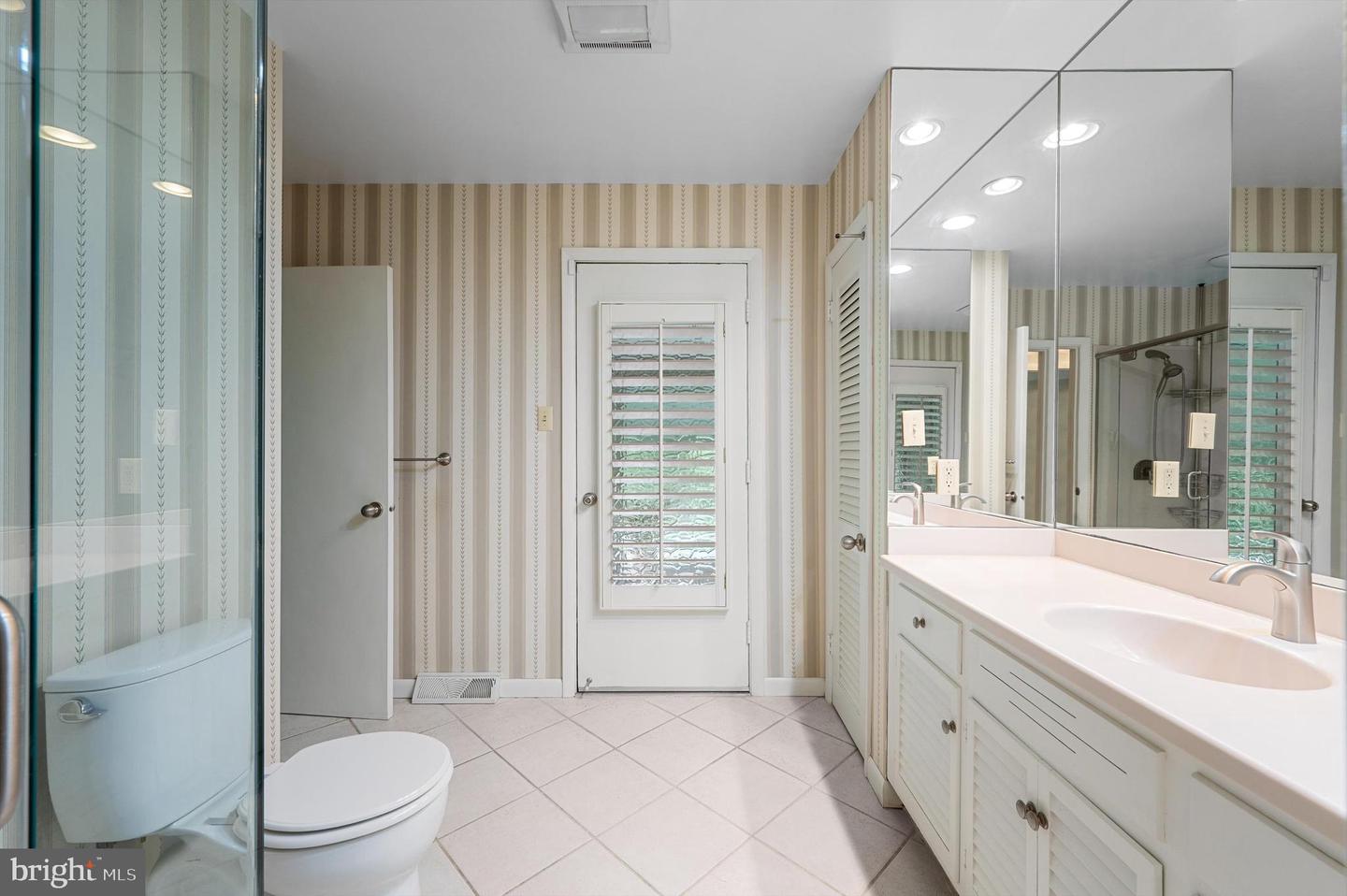 516 MERRIMANS LN, WINCHESTER, Virginia 22601, 3 Bedrooms Bedrooms, ,3 BathroomsBathrooms,Residential,For sale,516 MERRIMANS LN,VAWI2007910 MLS # VAWI2007910