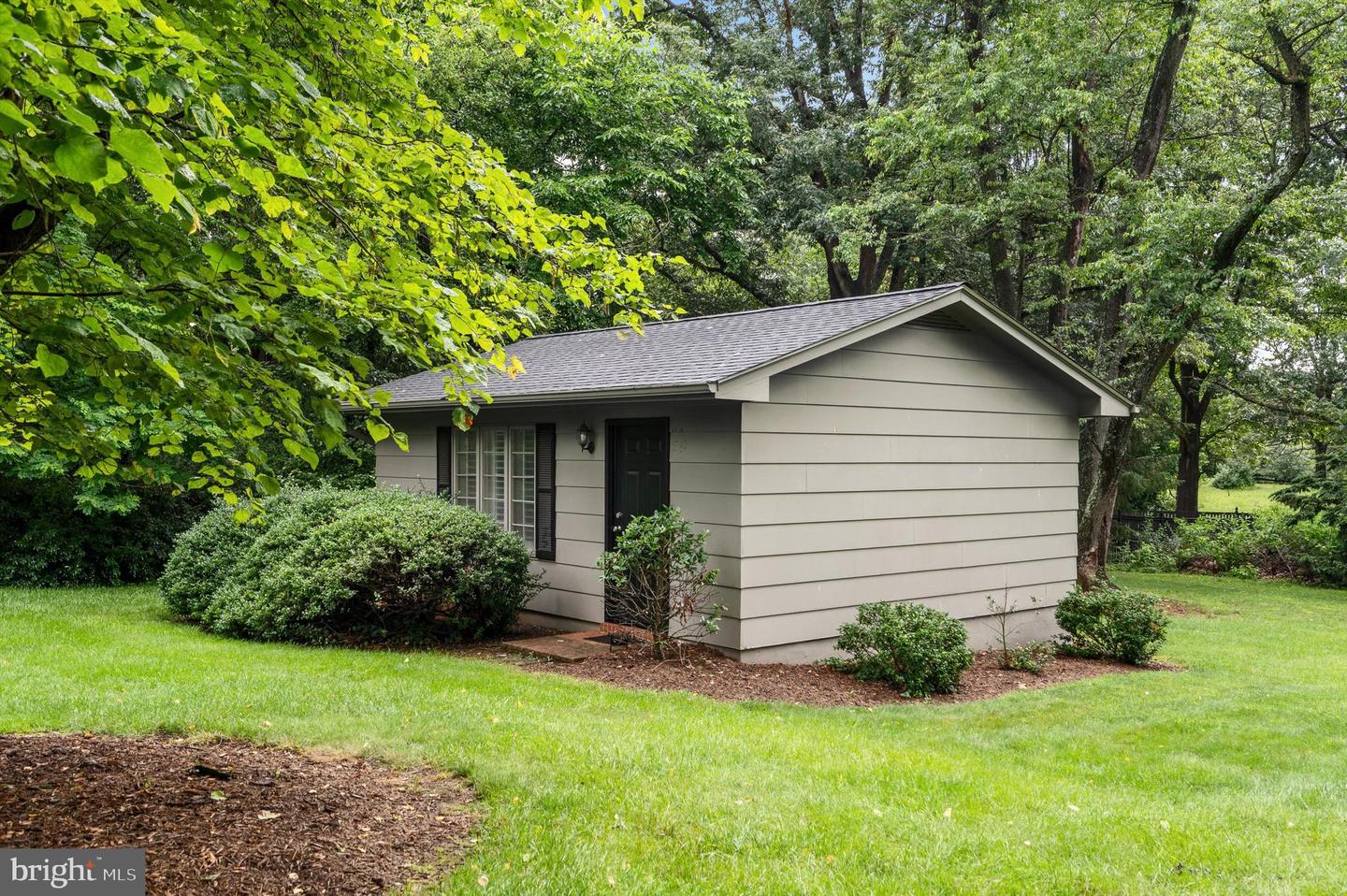 516 MERRIMANS LN, WINCHESTER, Virginia 22601, 3 Bedrooms Bedrooms, ,3 BathroomsBathrooms,Residential,For sale,516 MERRIMANS LN,VAWI2007910 MLS # VAWI2007910