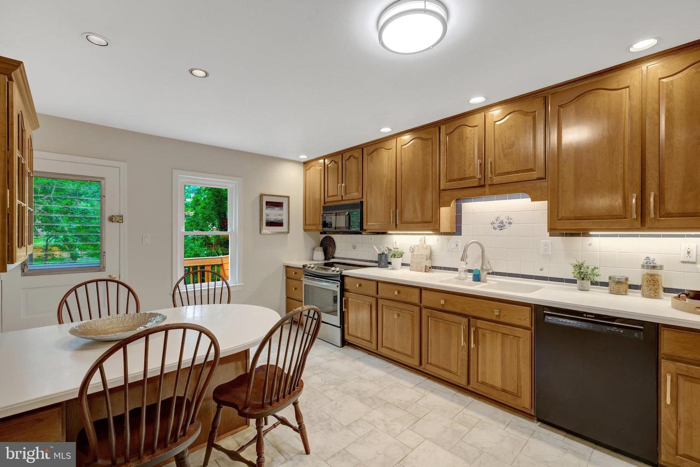 3819 ACOSTA RD, FAIRFAX, Virginia 22031, 5 Bedrooms Bedrooms, ,3 BathroomsBathrooms,Residential,For sale,3819 ACOSTA RD,VAFX2245464 MLS # VAFX2245464