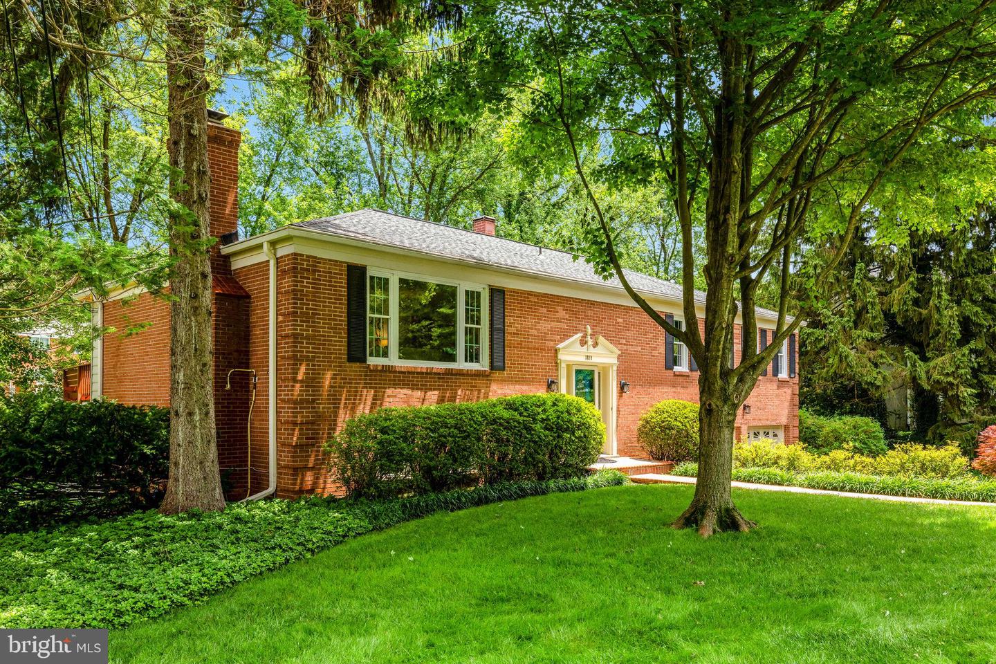 3819 ACOSTA RD, FAIRFAX, Virginia 22031, 5 Bedrooms Bedrooms, ,3 BathroomsBathrooms,Residential,For sale,3819 ACOSTA RD,VAFX2245464 MLS # VAFX2245464