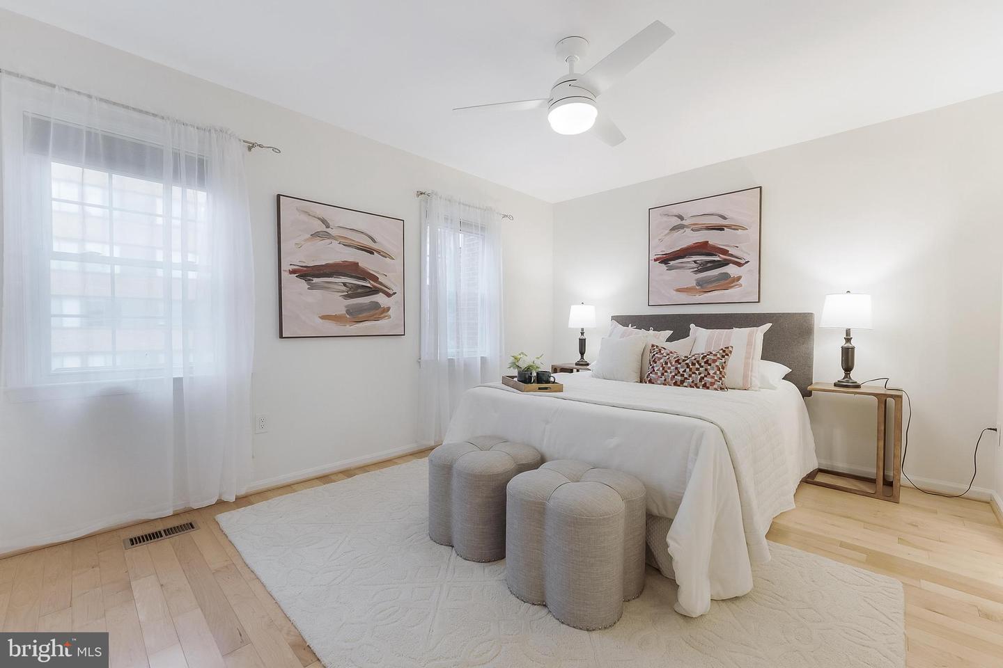 4377-D CHERRY HILL RD, ARLINGTON, Virginia 22207, 3 Bedrooms Bedrooms, ,2 BathroomsBathrooms,Residential,For sale,4377-D CHERRY HILL RD,VAAR2058730 MLS # VAAR2058730