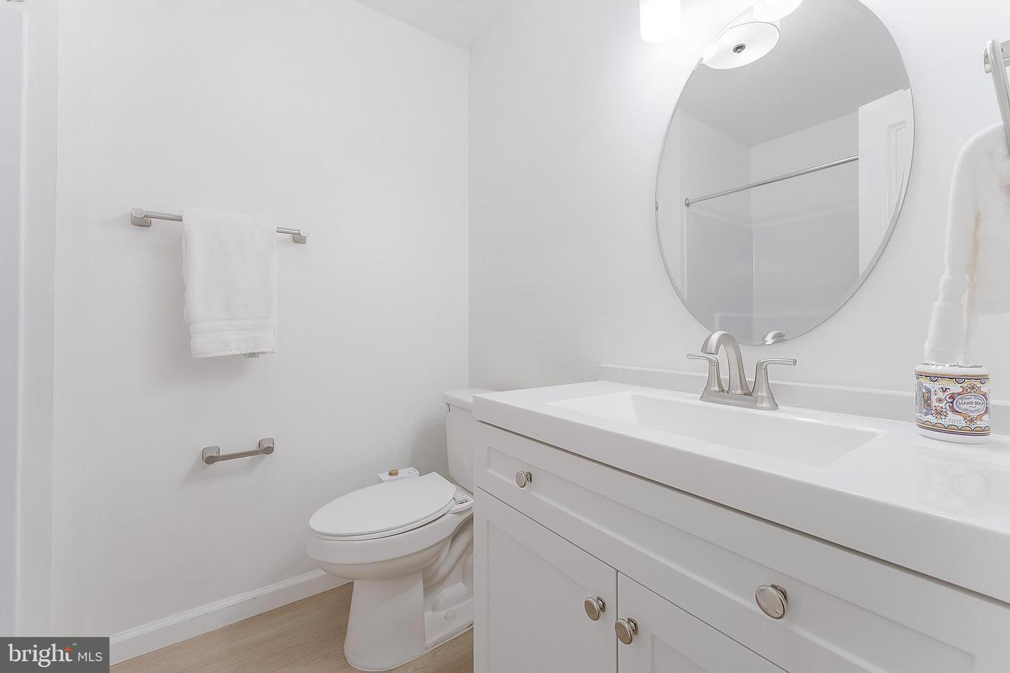 4377-D CHERRY HILL RD, ARLINGTON, Virginia 22207, 3 Bedrooms Bedrooms, ,2 BathroomsBathrooms,Residential,For sale,4377-D CHERRY HILL RD,VAAR2058730 MLS # VAAR2058730