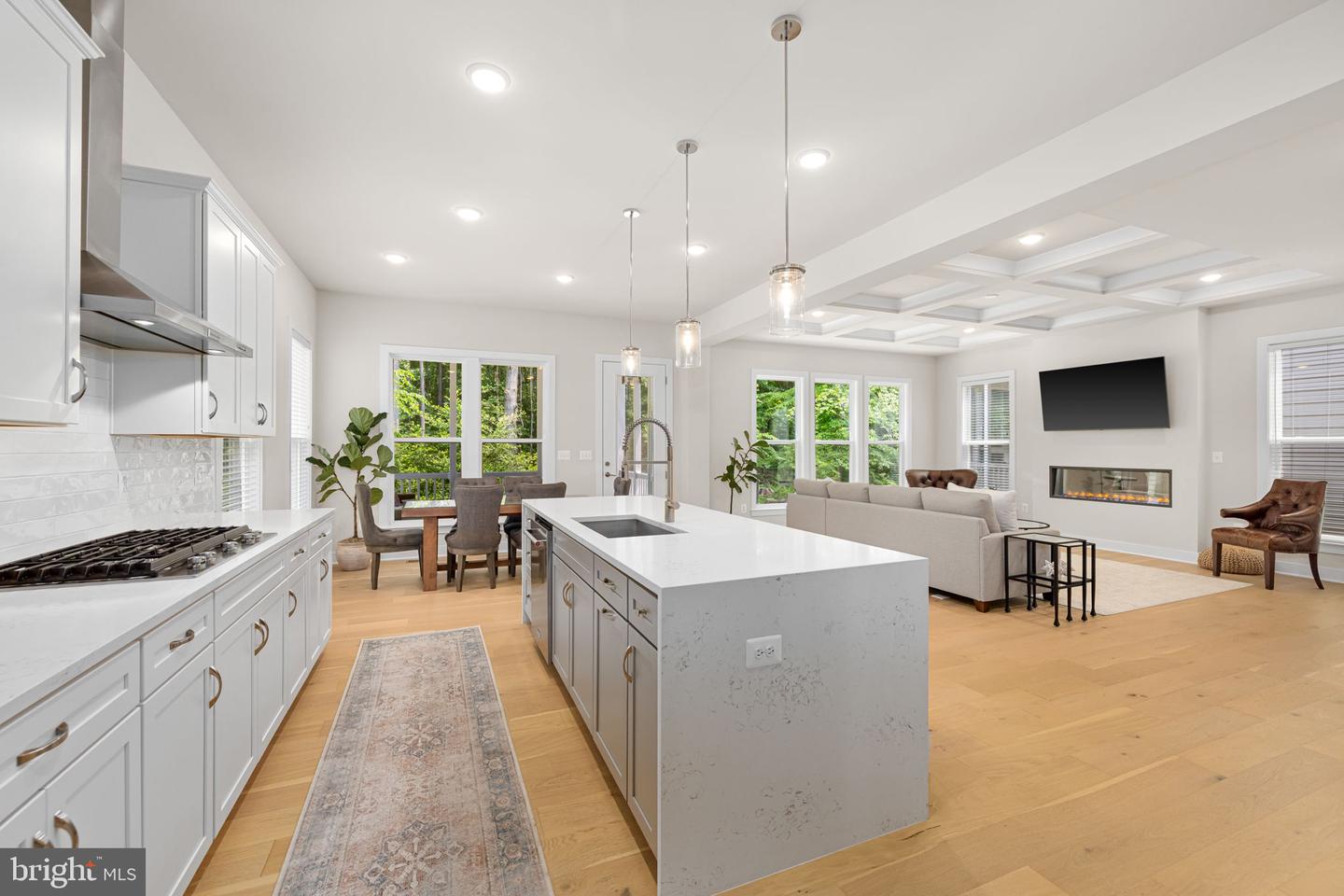 4615 WOOD GLEN RD, FAIRFAX, Virginia 22032, 5 Bedrooms Bedrooms, ,4 BathroomsBathrooms,Residential,For sale,4615 WOOD GLEN RD,VAFX2246080 MLS # VAFX2246080