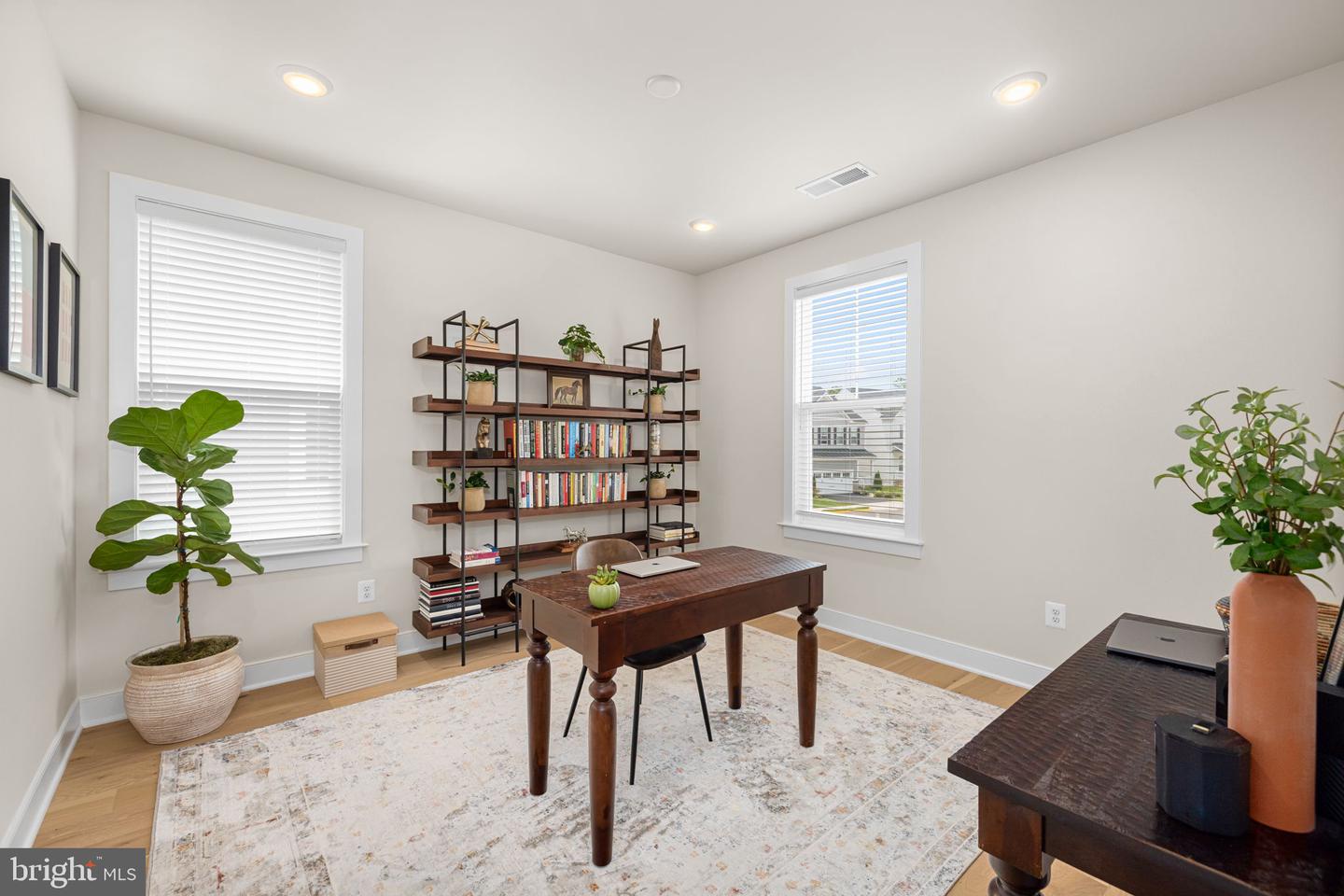 4615 WOOD GLEN RD, FAIRFAX, Virginia 22032, 5 Bedrooms Bedrooms, ,4 BathroomsBathrooms,Residential,For sale,4615 WOOD GLEN RD,VAFX2246080 MLS # VAFX2246080