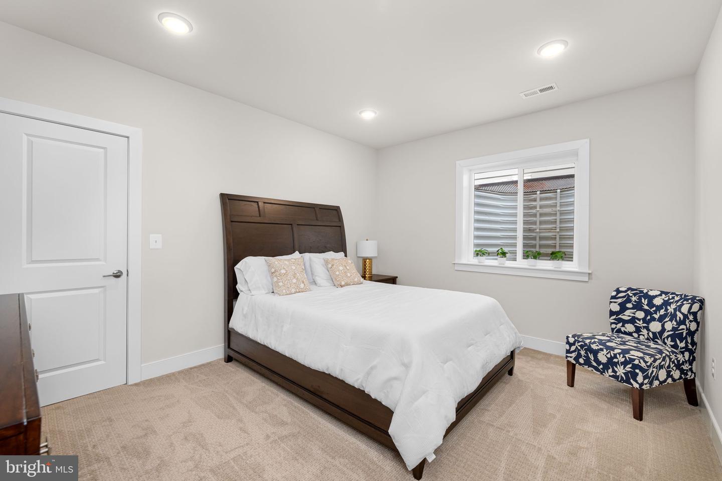 4615 WOOD GLEN RD, FAIRFAX, Virginia 22032, 5 Bedrooms Bedrooms, ,4 BathroomsBathrooms,Residential,For sale,4615 WOOD GLEN RD,VAFX2246080 MLS # VAFX2246080