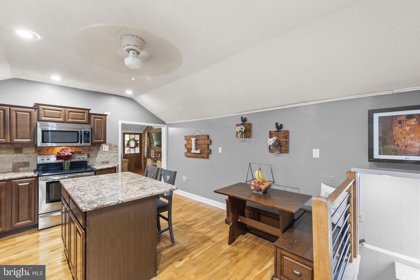 171 SINKING SPRING LN, GORE, Virginia 22637, 3 Bedrooms Bedrooms, ,2 BathroomsBathrooms,Residential,For sale,171 SINKING SPRING LN,VAFV2034740 MLS # VAFV2034740