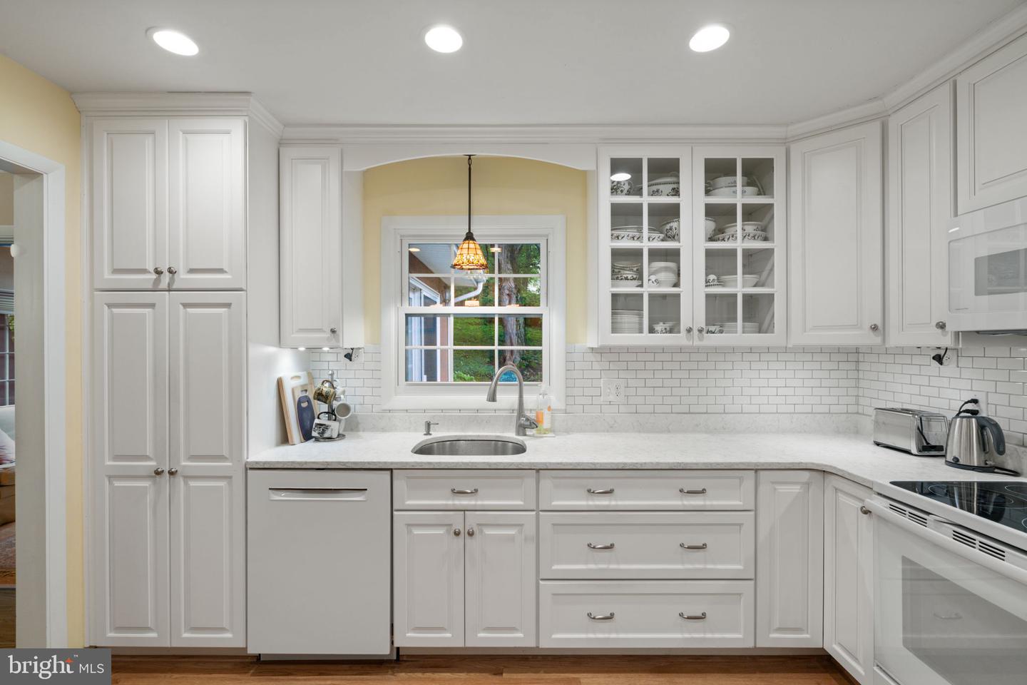 6026 SHAFFER DR, ALEXANDRIA, Virginia 22310, 4 Bedrooms Bedrooms, ,3 BathroomsBathrooms,Residential,For sale,6026 SHAFFER DR,VAFX2246132 MLS # VAFX2246132