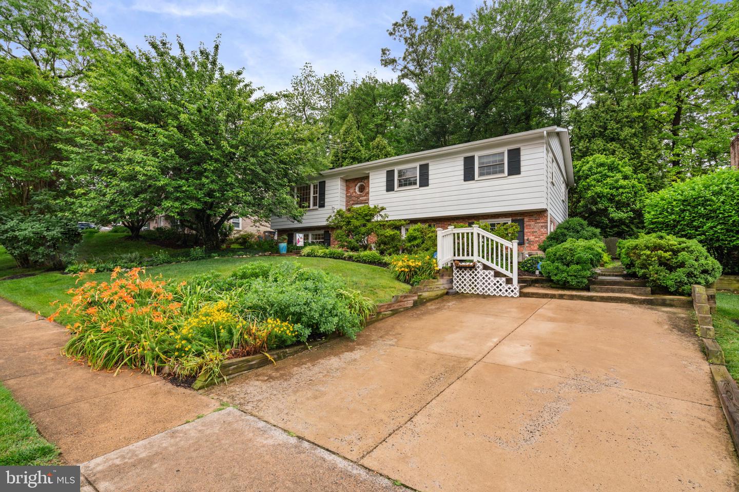 6026 SHAFFER DR, ALEXANDRIA, Virginia 22310, 4 Bedrooms Bedrooms, ,3 BathroomsBathrooms,Residential,For sale,6026 SHAFFER DR,VAFX2246132 MLS # VAFX2246132