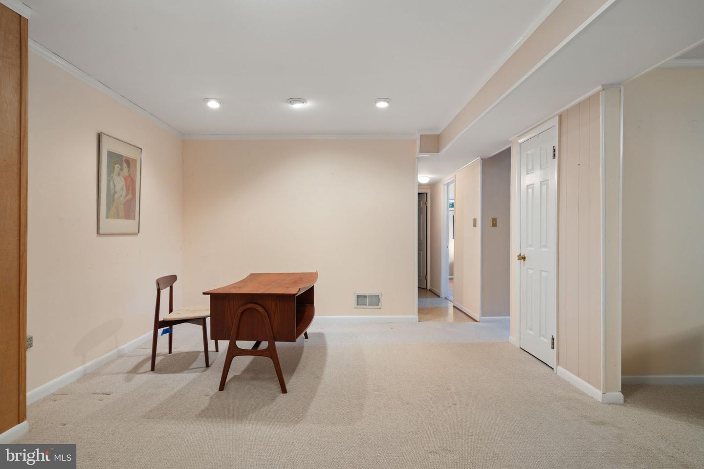 6026 SHAFFER DR, ALEXANDRIA, Virginia 22310, 4 Bedrooms Bedrooms, ,3 BathroomsBathrooms,Residential,For sale,6026 SHAFFER DR,VAFX2246132 MLS # VAFX2246132