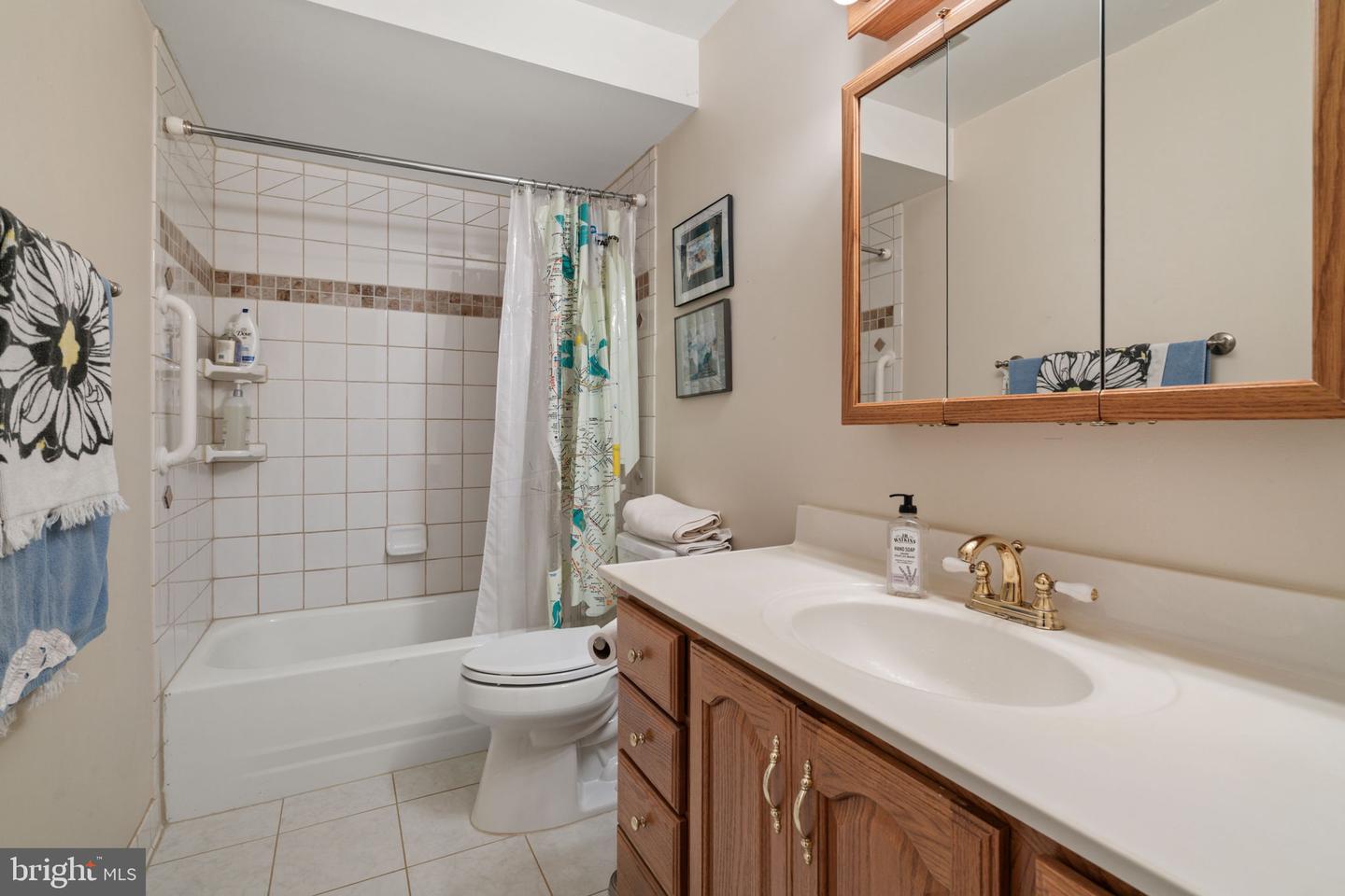 6026 SHAFFER DR, ALEXANDRIA, Virginia 22310, 4 Bedrooms Bedrooms, ,3 BathroomsBathrooms,Residential,For sale,6026 SHAFFER DR,VAFX2246132 MLS # VAFX2246132