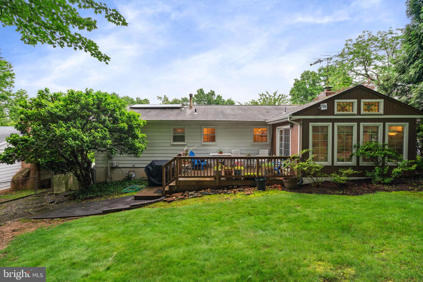 6026 SHAFFER DR, ALEXANDRIA, Virginia 22310, 4 Bedrooms Bedrooms, ,3 BathroomsBathrooms,Residential,For sale,6026 SHAFFER DR,VAFX2246132 MLS # VAFX2246132
