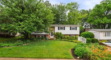 6026 SHAFFER DR, ALEXANDRIA, Virginia 22310, 4 Bedrooms Bedrooms, ,3 BathroomsBathrooms,Residential,For sale,6026 SHAFFER DR,VAFX2246132 MLS # VAFX2246132