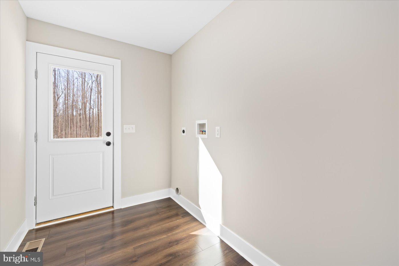 11421 MARQUIS RD, UNIONVILLE, Virginia 22567, 4 Bedrooms Bedrooms, ,3 BathroomsBathrooms,Residential,For sale,11421 MARQUIS RD,VAOR2009880 MLS # VAOR2009880