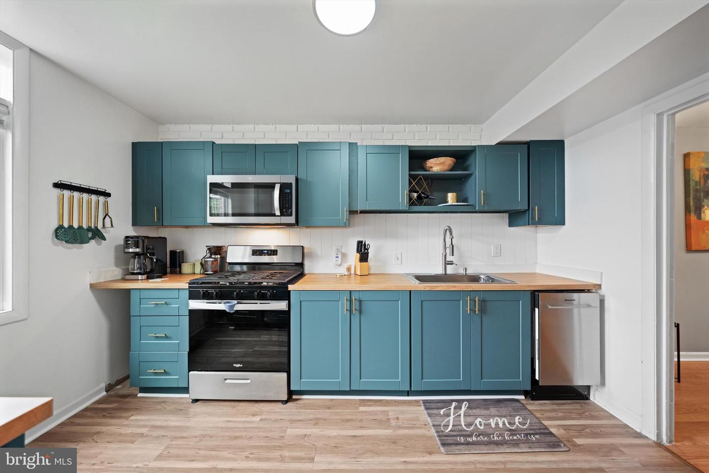 12532 ARMADA PL, WOODBRIDGE, Virginia 22192, 3 Bedrooms Bedrooms, ,2 BathroomsBathrooms,Residential,For sale,12532 ARMADA PL,VAPW2096534 MLS # VAPW2096534