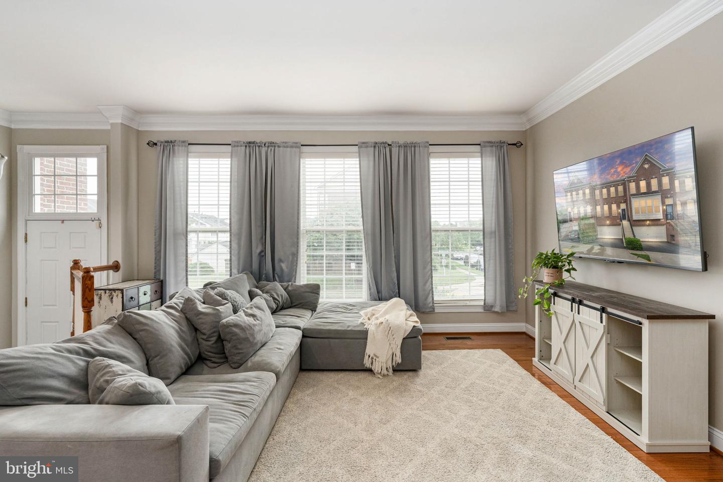 16337 FLOTSAM LN, WOODBRIDGE, Virginia 22191, 3 Bedrooms Bedrooms, ,3 BathroomsBathrooms,Residential,For sale,16337 FLOTSAM LN,VAPW2096536 MLS # VAPW2096536