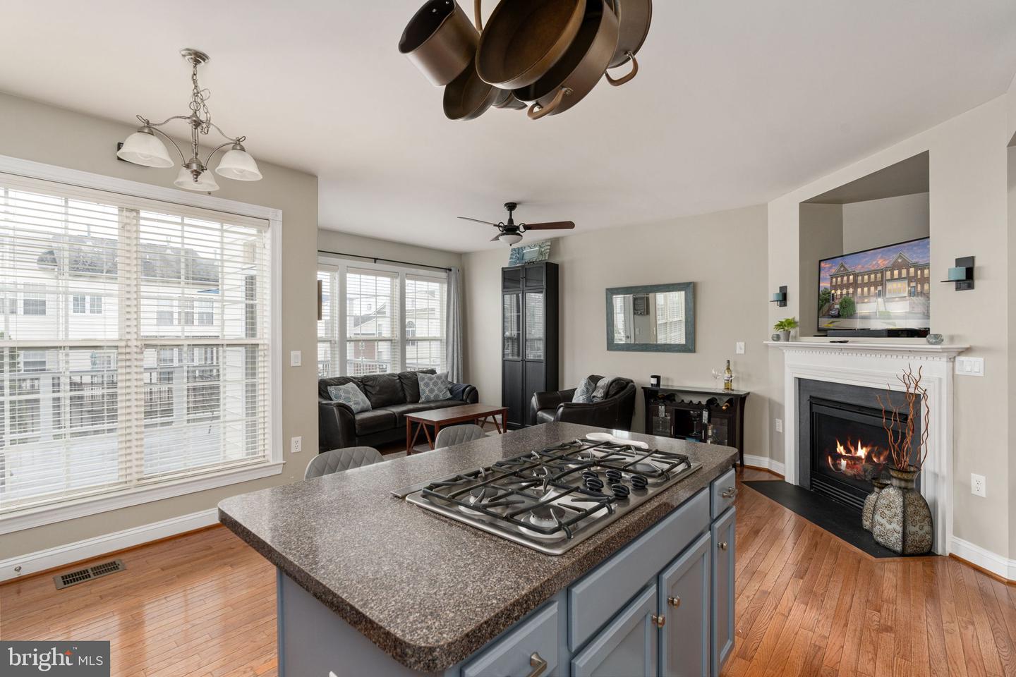 16337 FLOTSAM LN, WOODBRIDGE, Virginia 22191, 3 Bedrooms Bedrooms, ,3 BathroomsBathrooms,Residential,For sale,16337 FLOTSAM LN,VAPW2096536 MLS # VAPW2096536