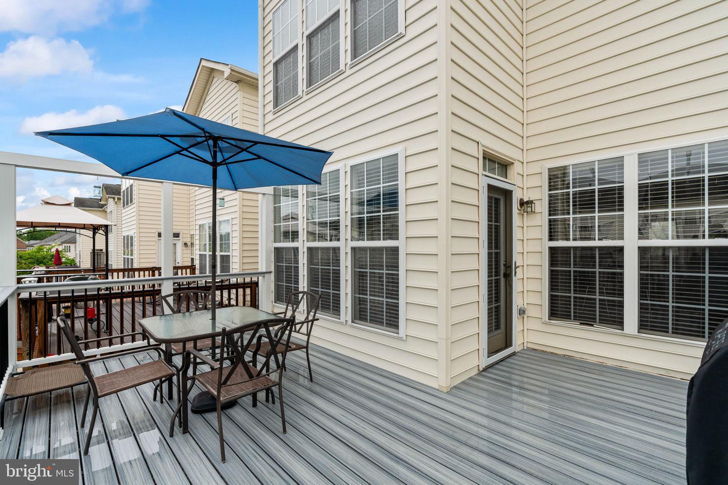 16337 FLOTSAM LN, WOODBRIDGE, Virginia 22191, 3 Bedrooms Bedrooms, ,3 BathroomsBathrooms,Residential,For sale,16337 FLOTSAM LN,VAPW2096536 MLS # VAPW2096536