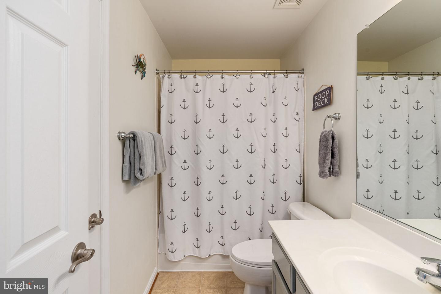 16337 FLOTSAM LN, WOODBRIDGE, Virginia 22191, 3 Bedrooms Bedrooms, ,3 BathroomsBathrooms,Residential,For sale,16337 FLOTSAM LN,VAPW2096536 MLS # VAPW2096536